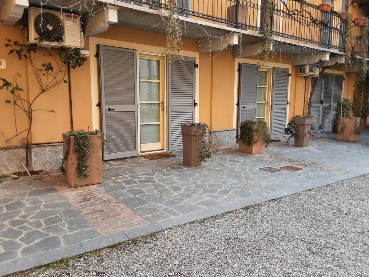 Corte Delle Rose Voghera Extérieur photo